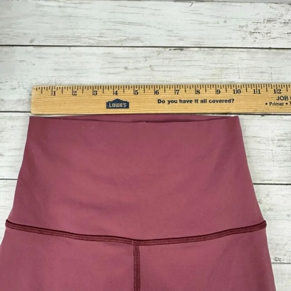 Lululemon Womens size 2 capri leggings‎ 20x23" purple - Picture 7 of 9